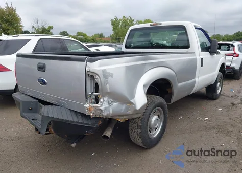 2012 Ford F-250 Xl z USA, uszkodzony, nr VIN 1FTBF2B69CEB52712